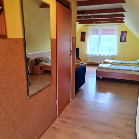 Apartament Domek u Darka Kielce Zewnętrze zdjęcie